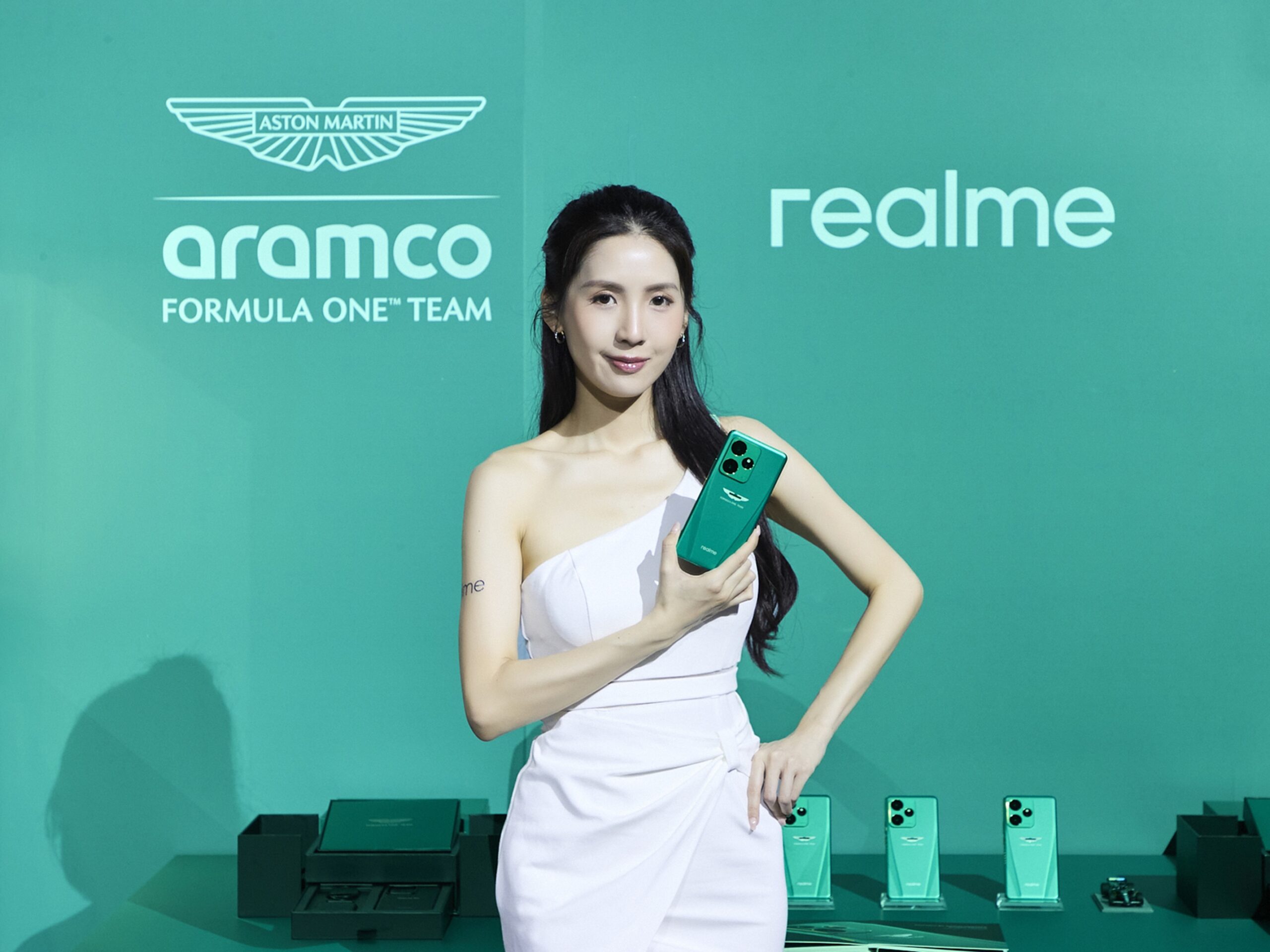 realme 攜手 Auston Martin F1 打造旗艦新品 GT 7 系列正式登場 @3C 達人廖阿輝